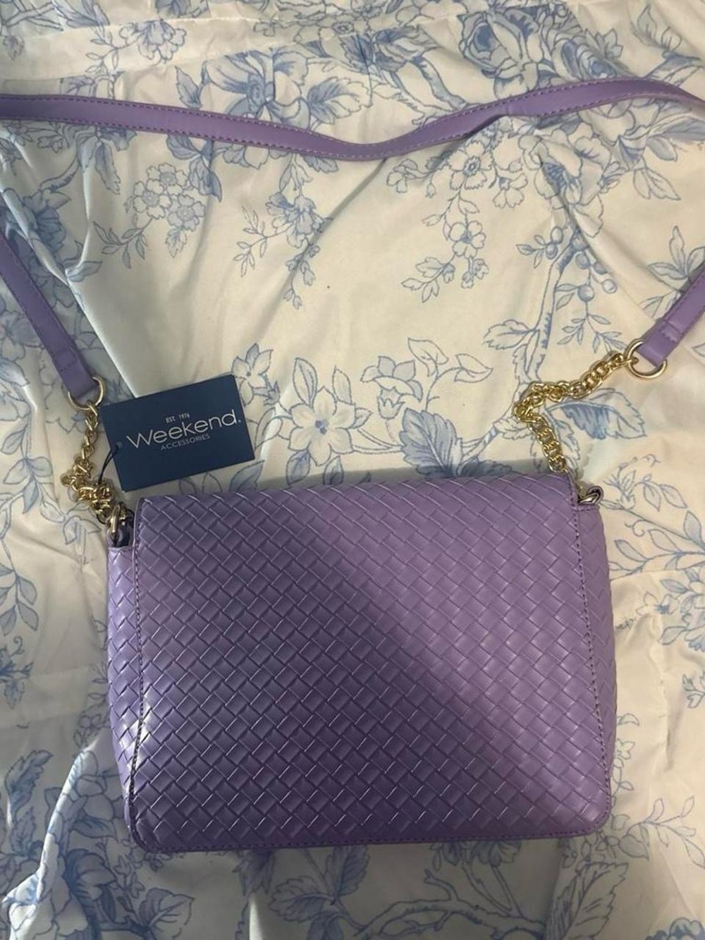 Weekend Max Mara Lavender Woven Crossbody with Gold Chain